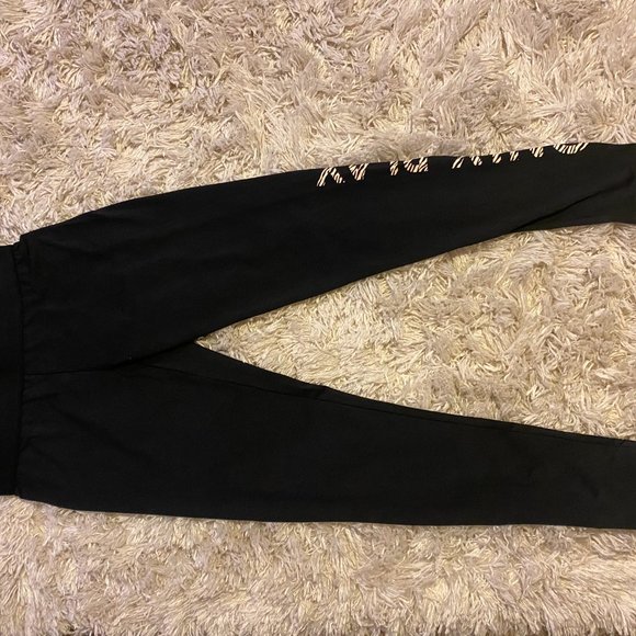 Leggings/yoga pants/workout pants - Picture 3 of 3